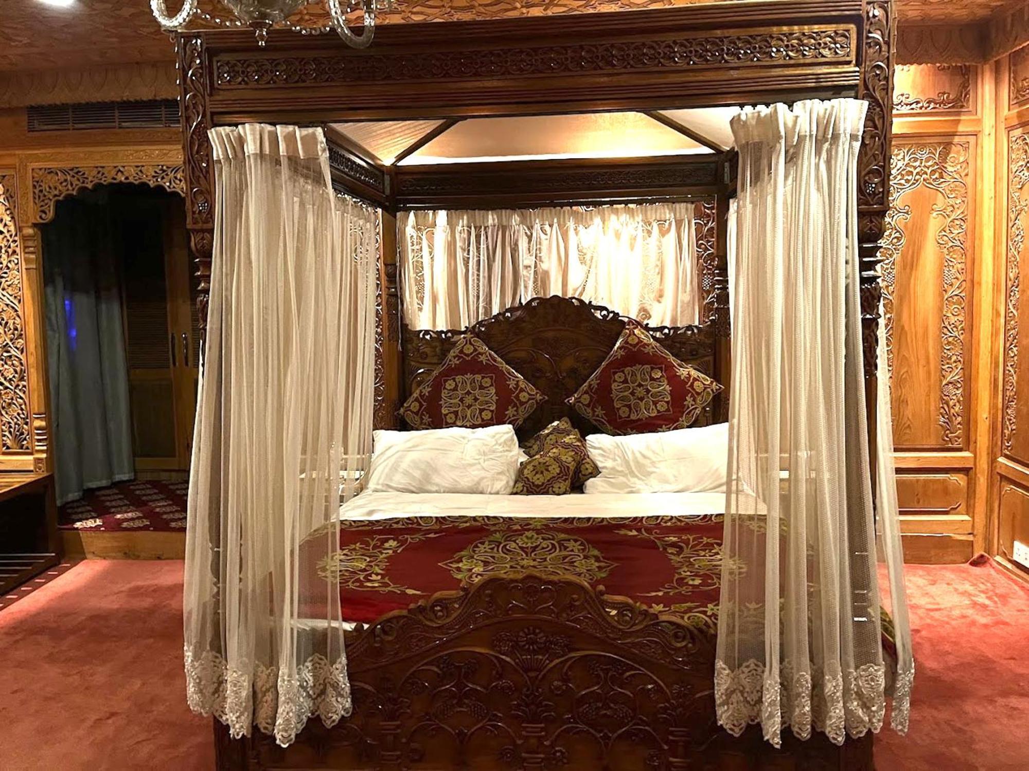 Mascot Houseboats Hotel Srīnagar Kültér fotó